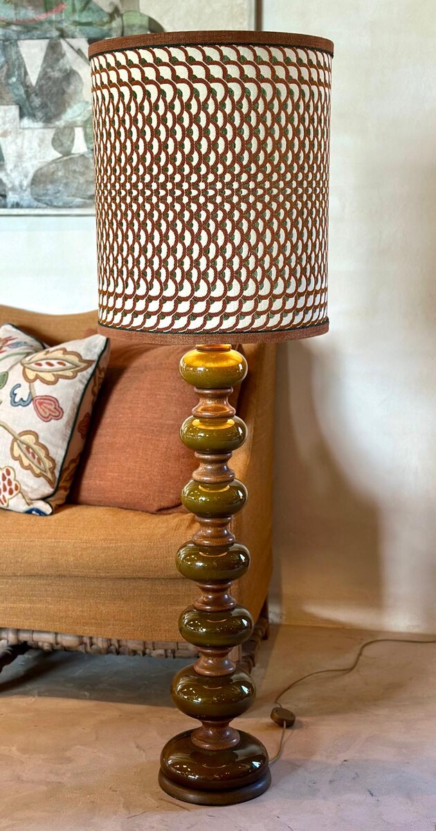 Ceramic floor lamp